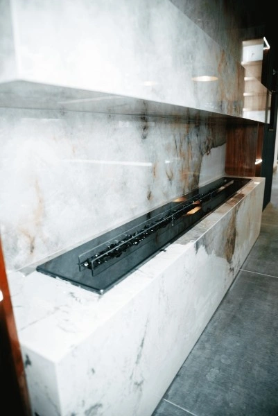 Cape Winelands showroom countertop
